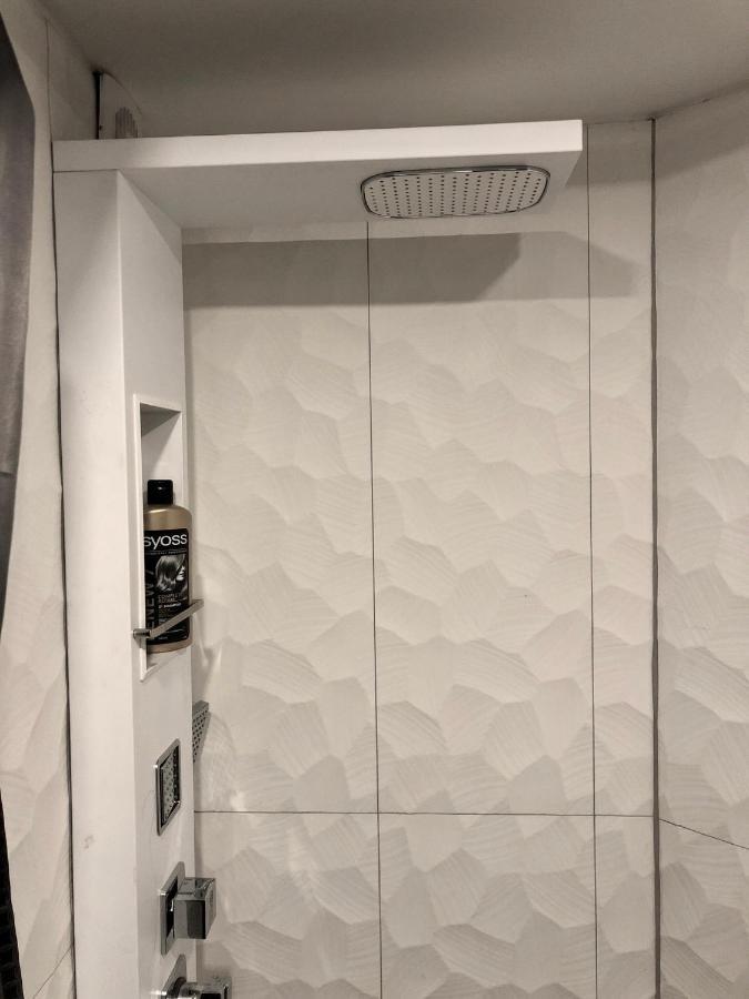 Corvin Ruinpub Designed Apartment بودابست المظهر الخارجي الصورة
