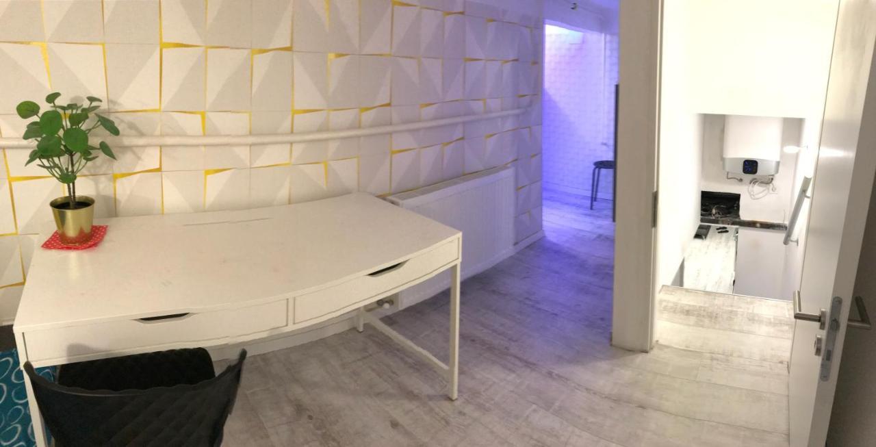 Corvin Ruinpub Designed Apartment بودابست المظهر الخارجي الصورة