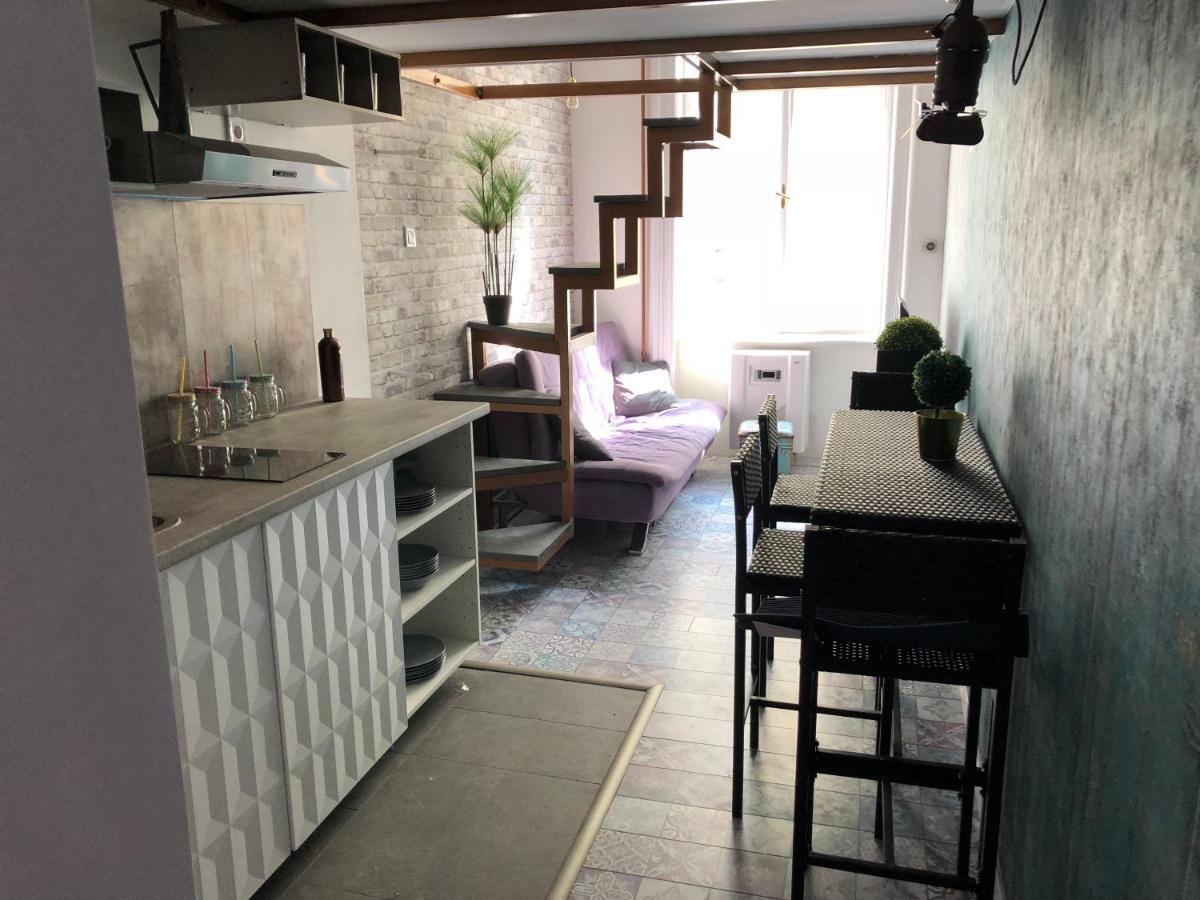 Corvin Ruinpub Designed Apartment بودابست المظهر الخارجي الصورة